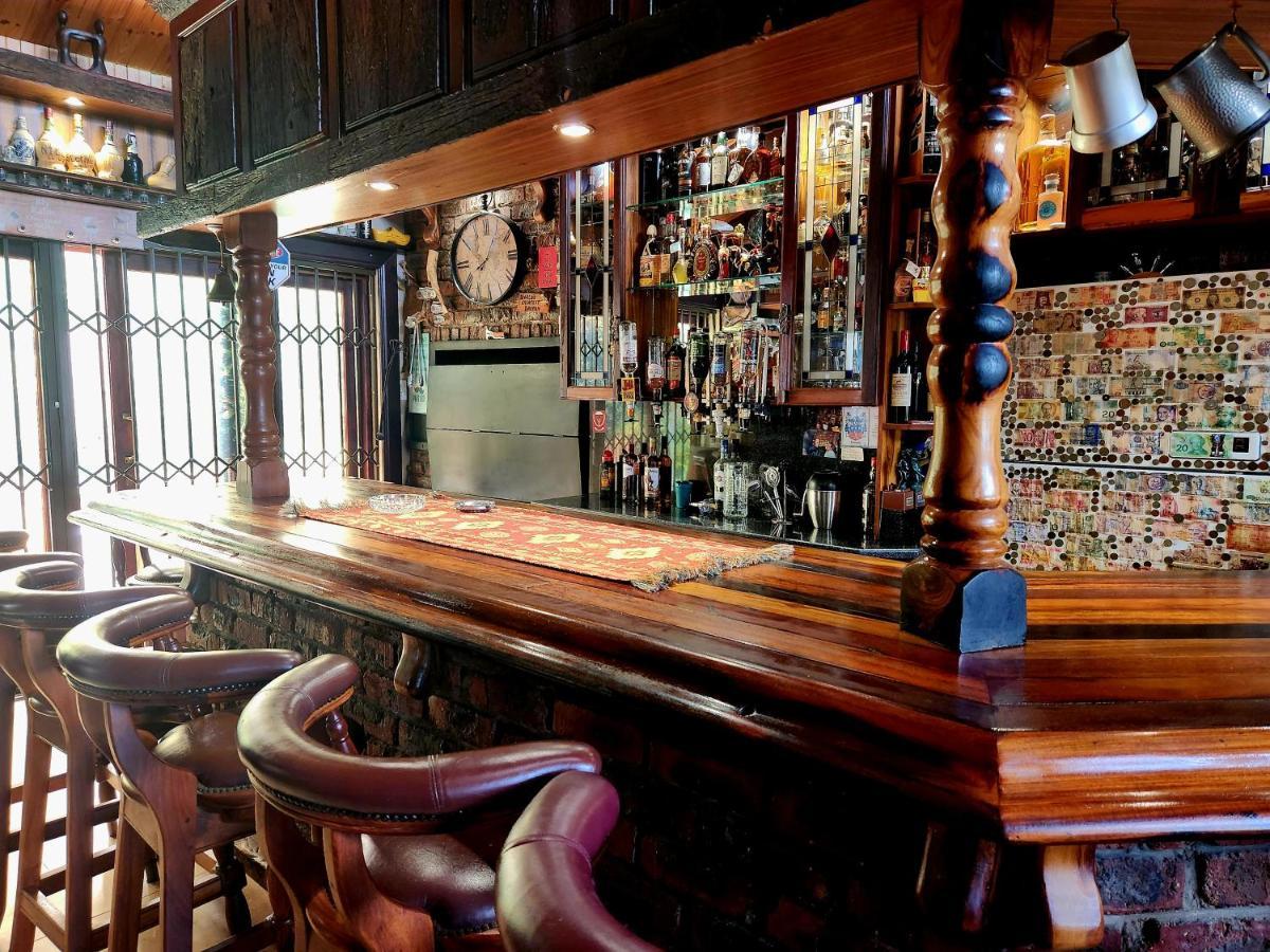 The Wooden Leg Guesthouse 클라인몬드 외부 사진